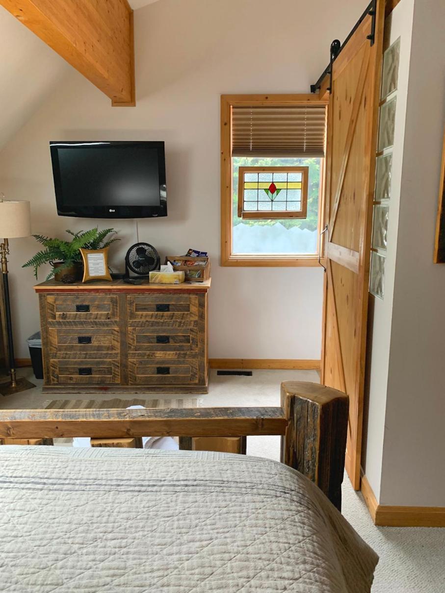 Ambleside Lodge Bed & Breakfast 坎莫尔 外观 照片